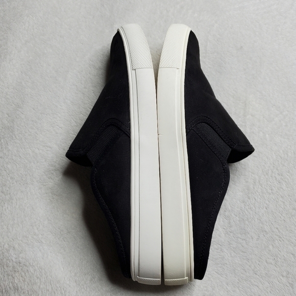 Steve Madden Zima Black Suede Slip On Sneakers - Picture 7 of 12